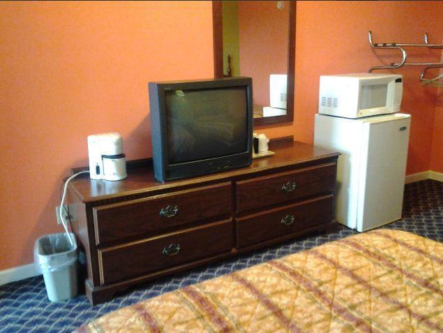 Royal Inn & Suites ทูนิคา ภายนอก รูปภาพ