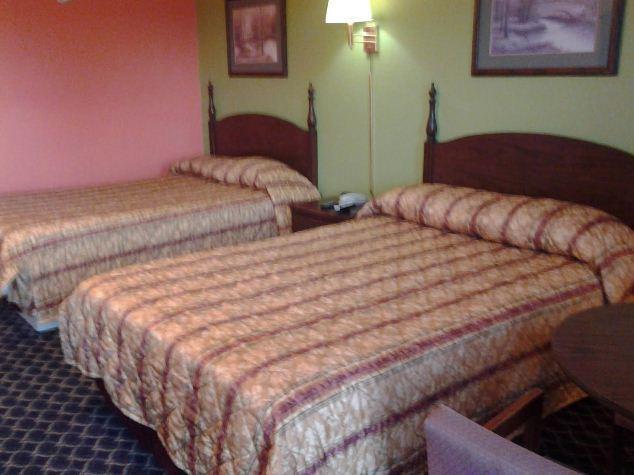 Royal Inn & Suites ทูนิคา ห้อง รูปภาพ