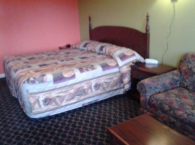 Royal Inn & Suites ทูนิคา ภายนอก รูปภาพ